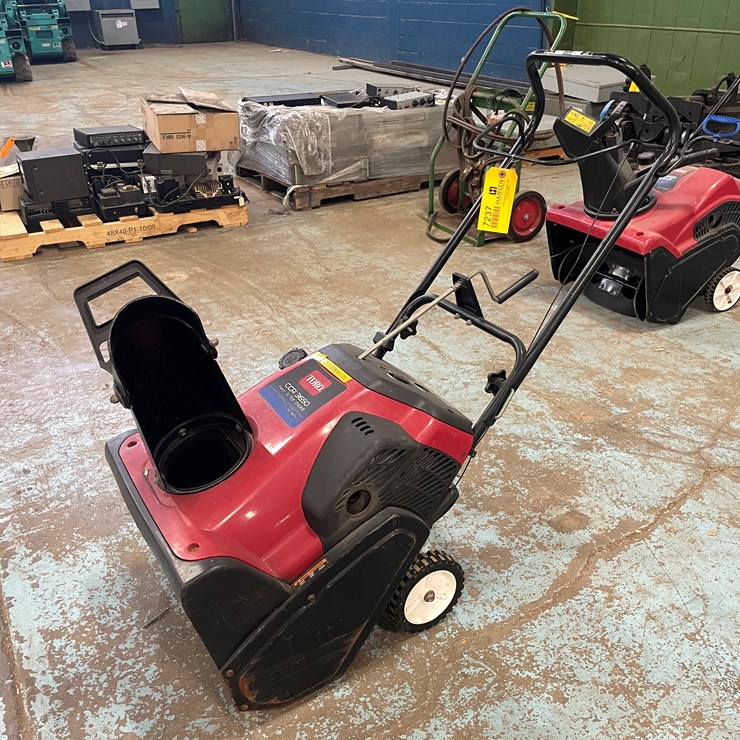 #7237 • Toro CCR 3650 Snowblower