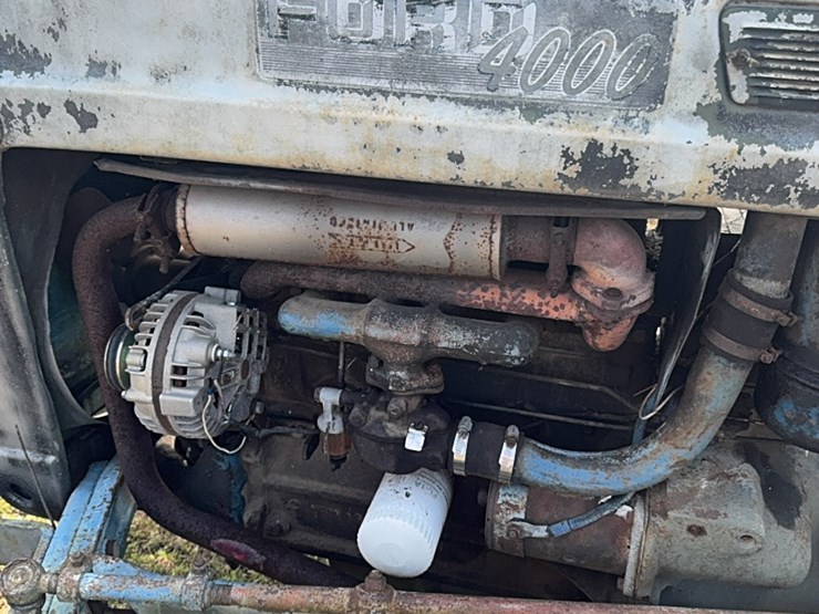 ford-4000-image-2