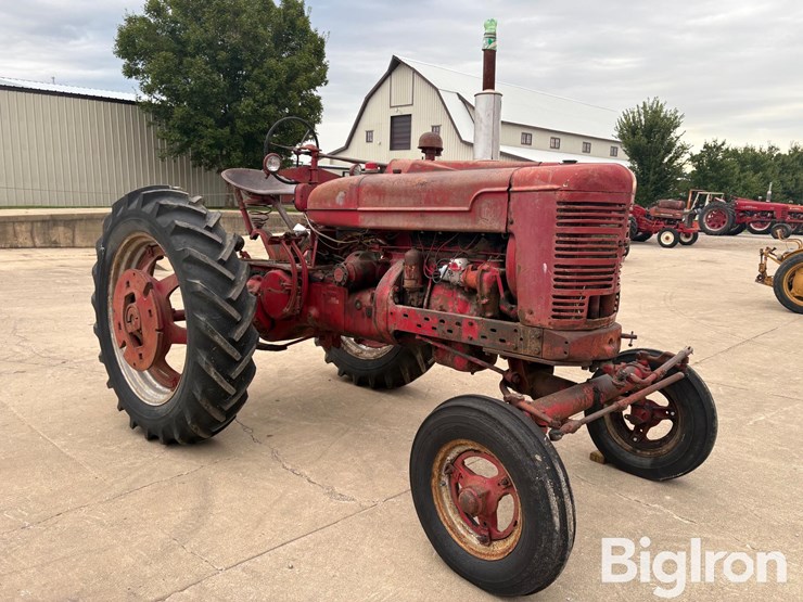 1947-ih-farmall-m-2wd-tractor-image-4
