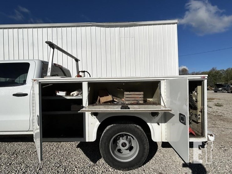 2015-gmc-3500hd-image-4