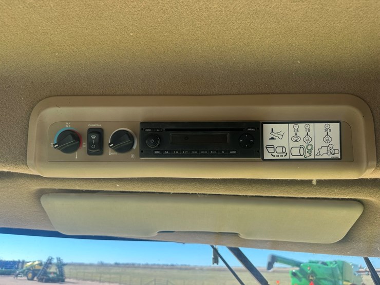 2017-john-deere-cs690-image-50
