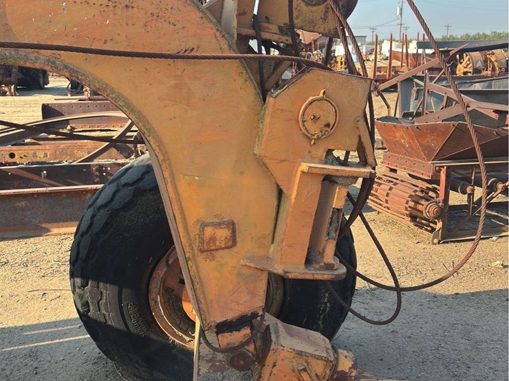 carryall-ls-pan-scraper-image-9