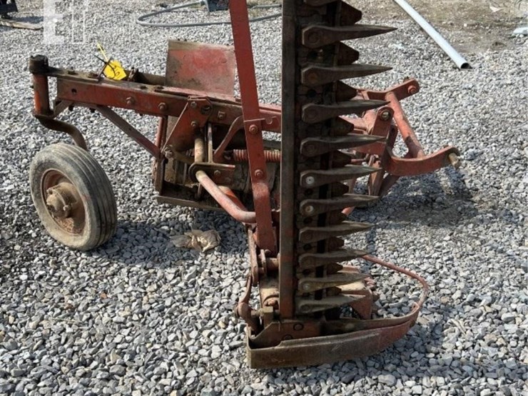 3pt-sickle-bar-mower-1018-image-2
