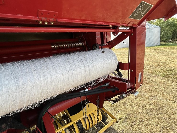 2008-new-holland-br7090-image-18