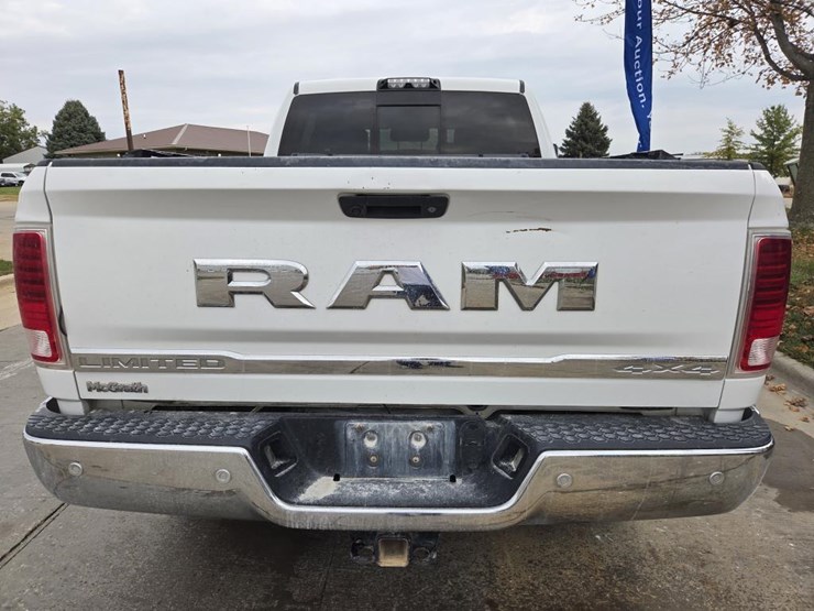 2018-dodge-ram-2500-image-4