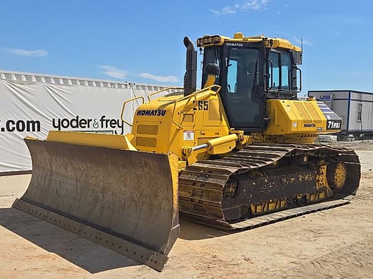 2022-komatsu-d71pxi-24-image-1