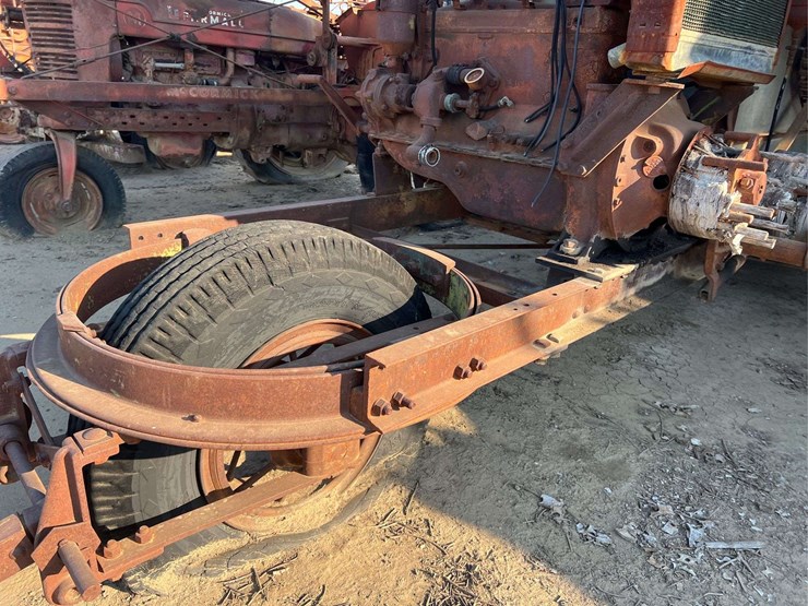 john-deere-pull-type-combine-image-5