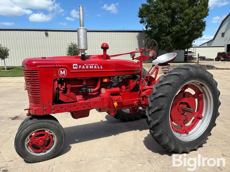 1946-ih-farmall-m-2wd-tractor-image-1