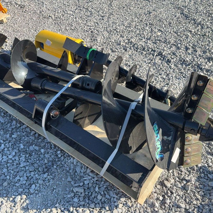 Future Skid Steer Auger w/ 8 - 12 & 16 in Bits
