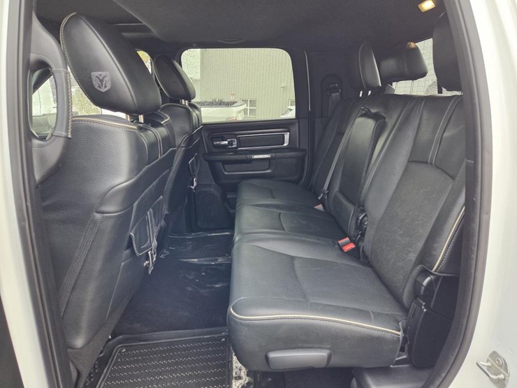 2018-dodge-ram-2500-image-48