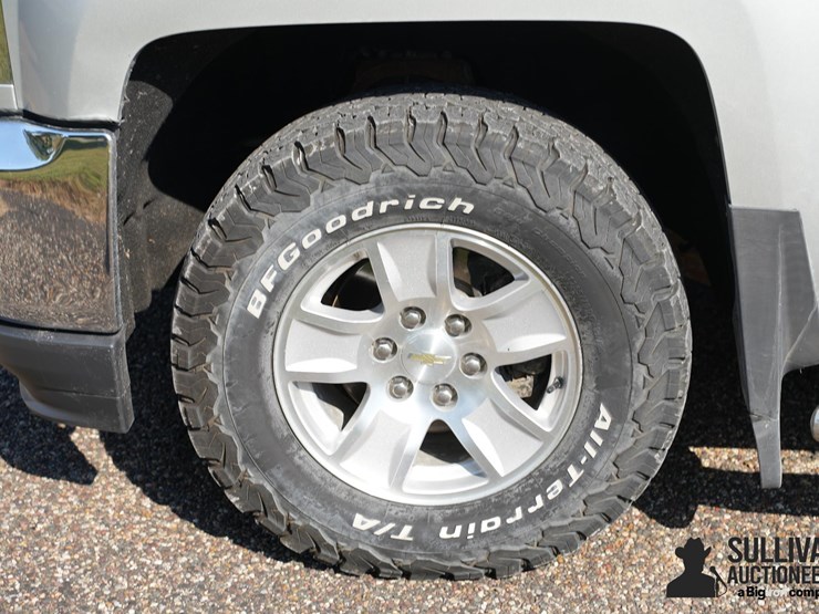2017-chevrolet-silverado-1500-image-13