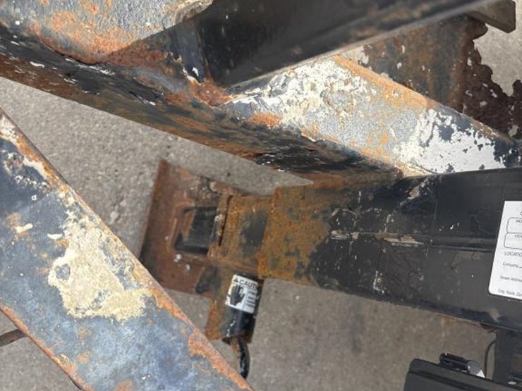 #5075-•-2004-b-&-bt-18'-utility-trailer-image-20