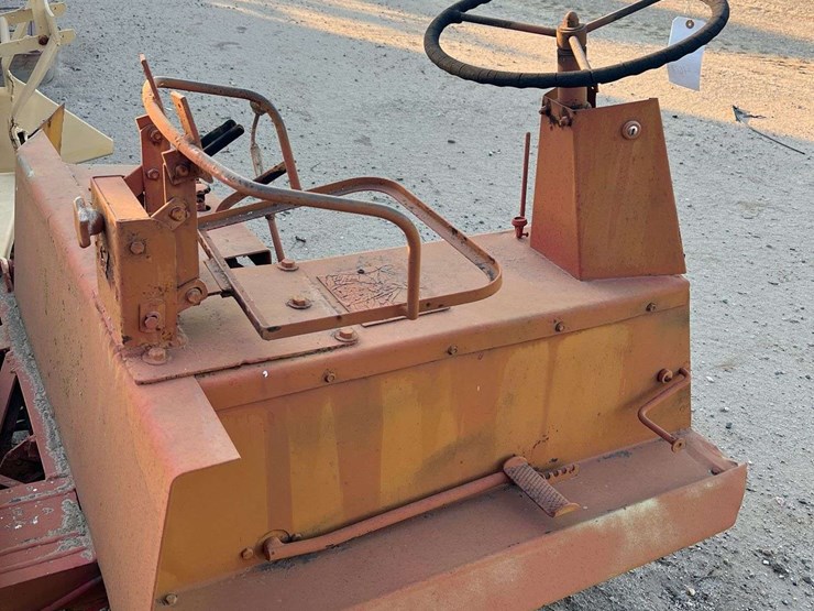 self-propelled-bale-accumulator-image-6