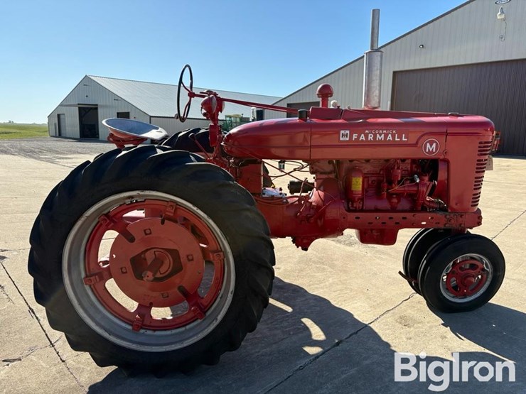 1942-international-m-image-4