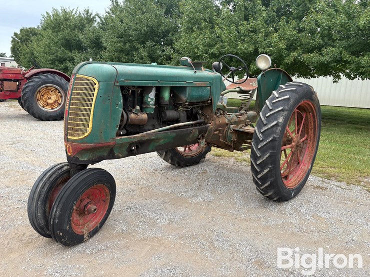 1941-oliver-70-image-1