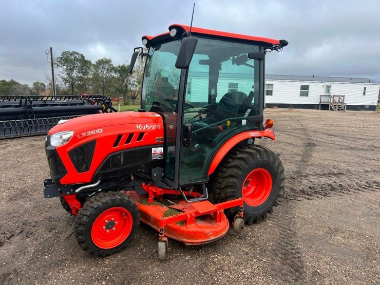 kubota-lc2610-hsd-tractor-image-1