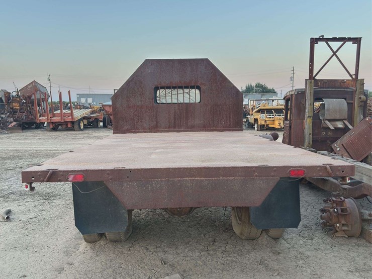 chevrolet-6400-image-4