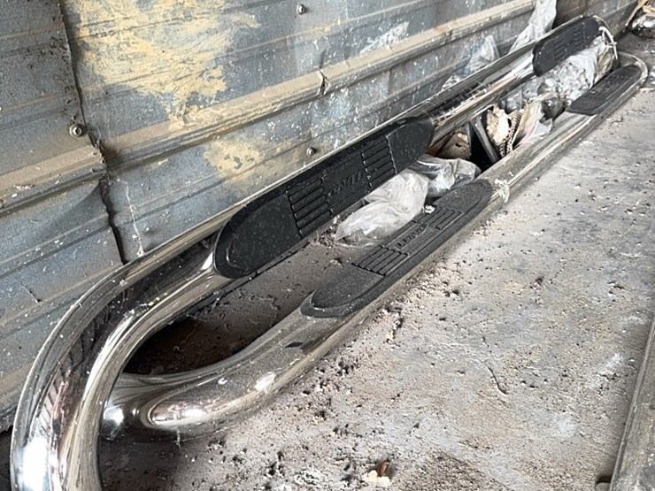 lund-brand-chrome-running-boards-image-1