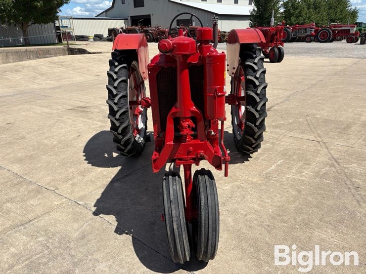 1938-international-farmall-f-14-2wd-tractor-image-2