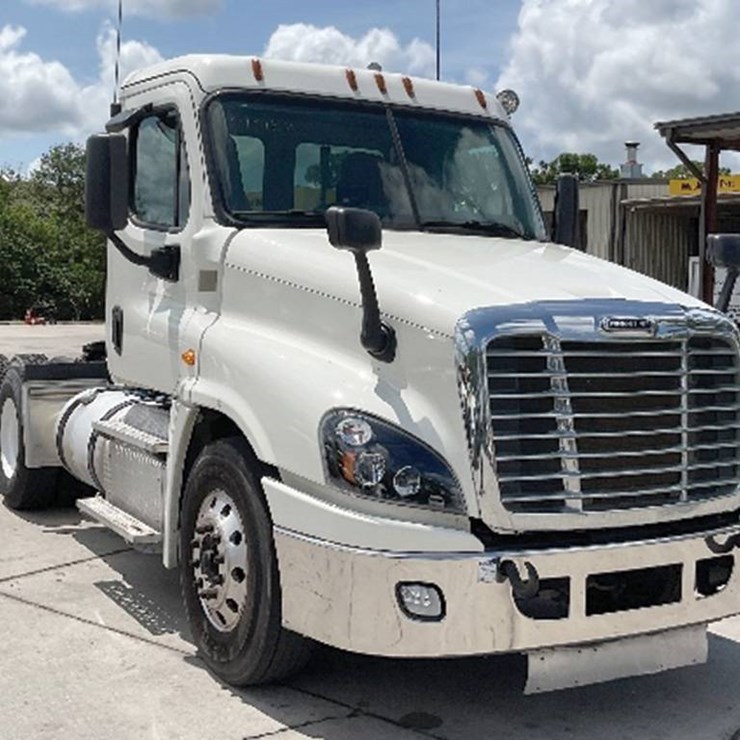 2019 FREIGHTLINER CASCADIA 125