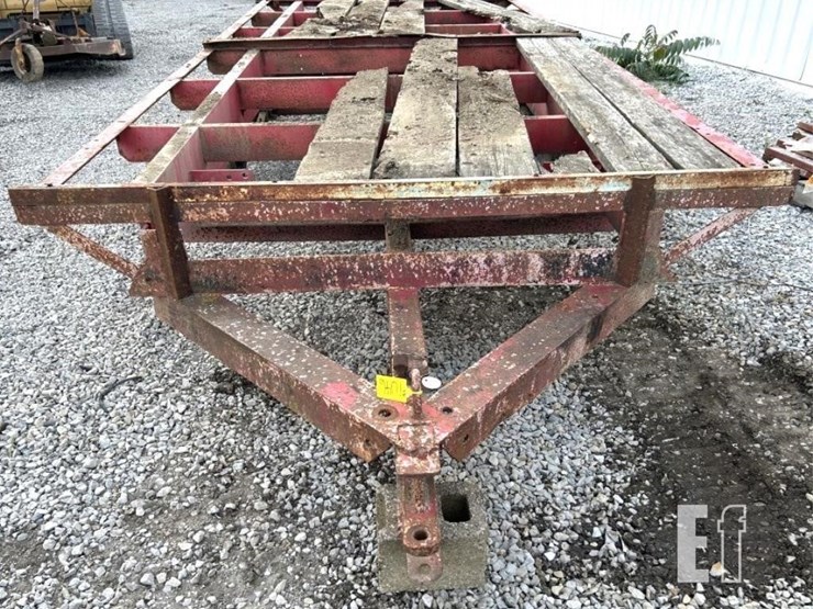 tri-axle-bumper-pull-trailer-image-2
