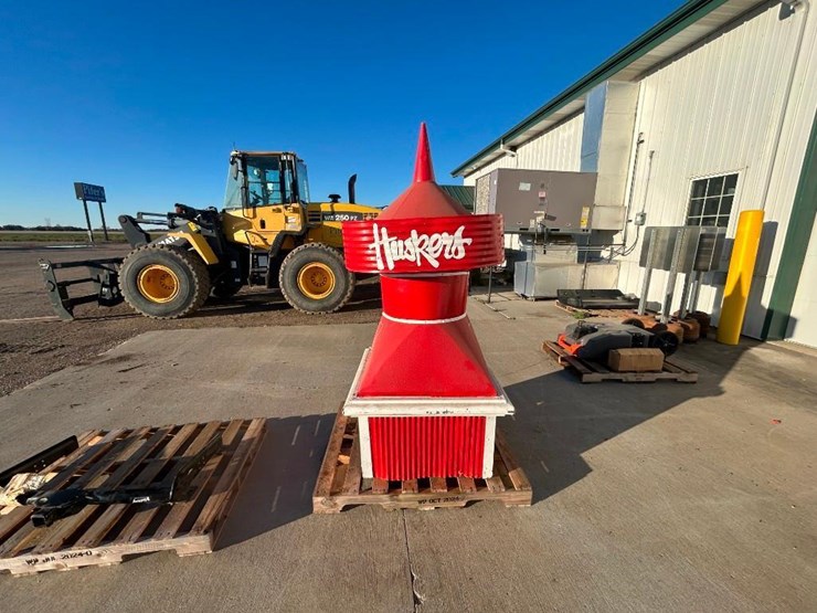 nebraska-huskers-cupola-image-5