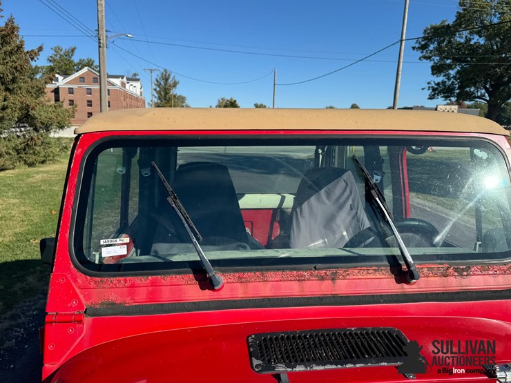 1993-jeep-wrangler-image-12