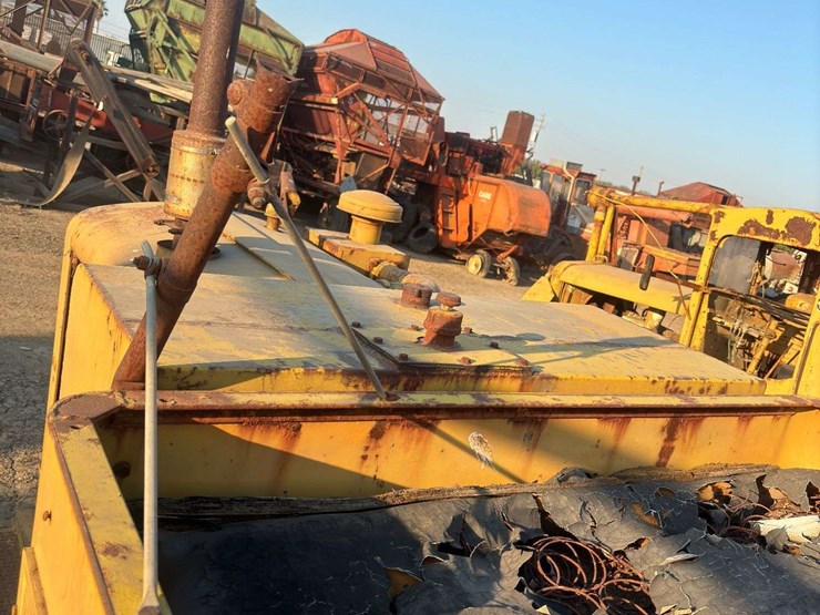 pmco-speedmatic-pm412-road-grader-image-48