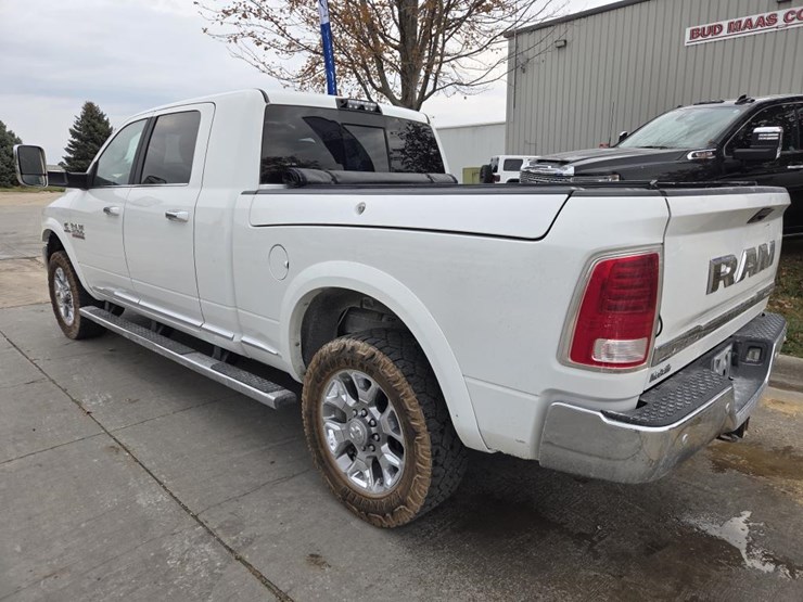 2018-dodge-ram-2500-image-3