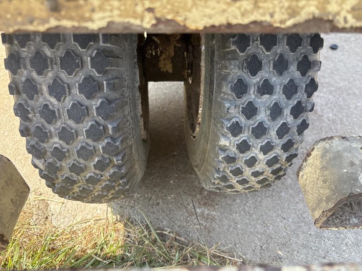 #5008-•-morrison-ompb16-concrete-power-buggy-image-18