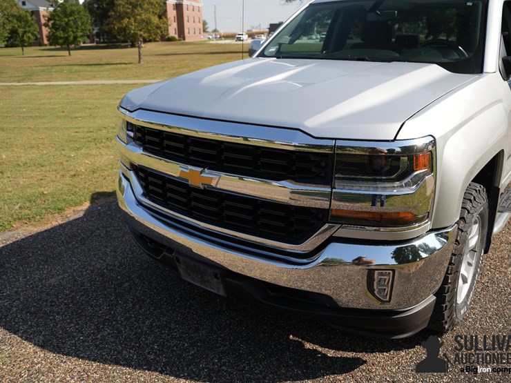 2017-chevrolet-silverado-1500-image-9