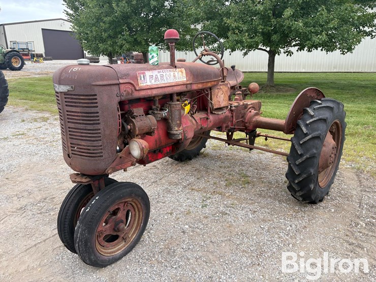 1947-ih-farmall-b-culti-vision-2wd-tractor-image-1