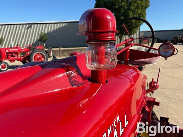 1953-ih-farmall-super-md-2wd-tractor-image-14