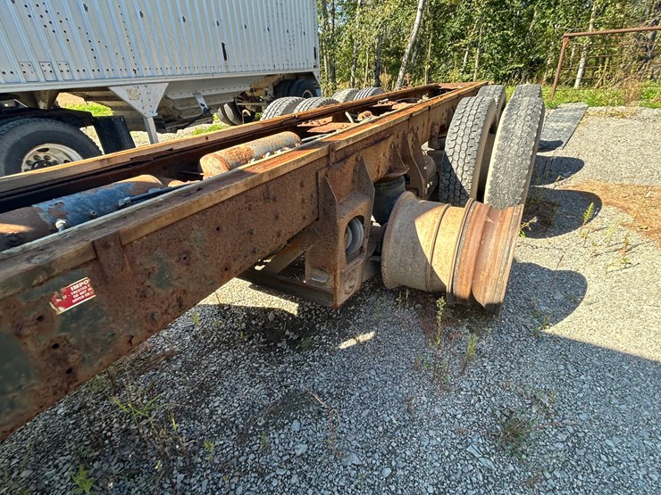 #4598-•-1993-western-star-quad-axle-truck-image-11