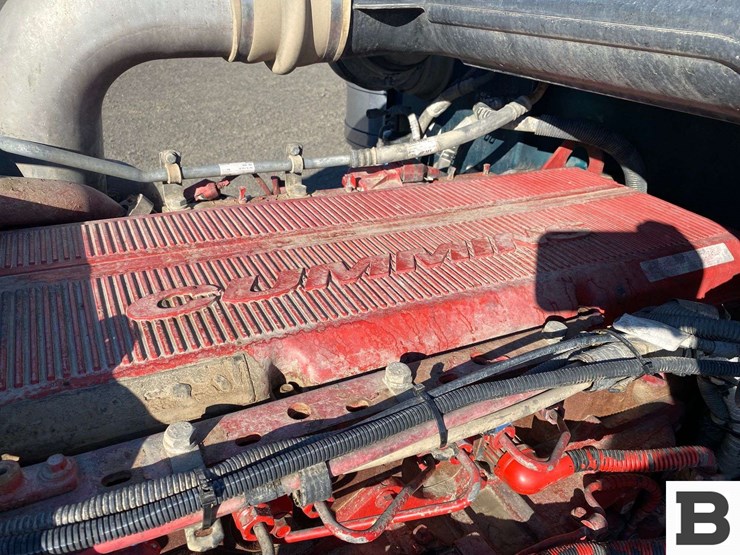 2013-peterbilt-367-image-47