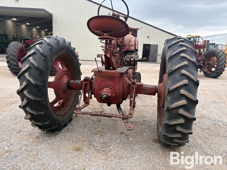 1945-ih-farmall-m-2wd-tractor-image-6