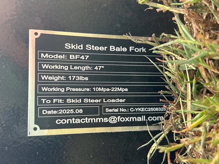 #457-•-quick-attach-bale-fork-image-2