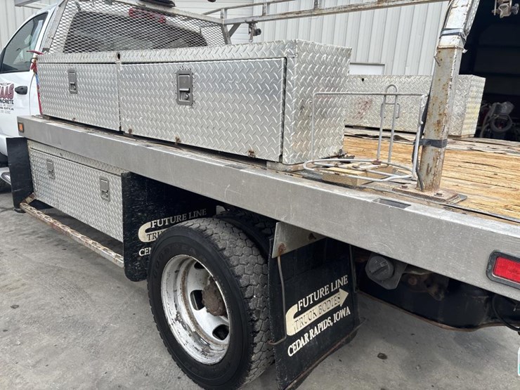 2009-dodge-ram-4500-image-15