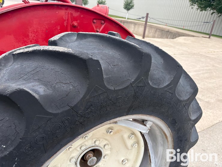 1956-international-350-image-9