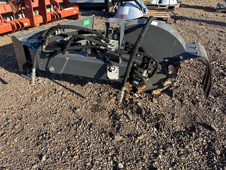 raytree-skid-steer-stump-grinder,-appears-to-be-unused.-image-2
