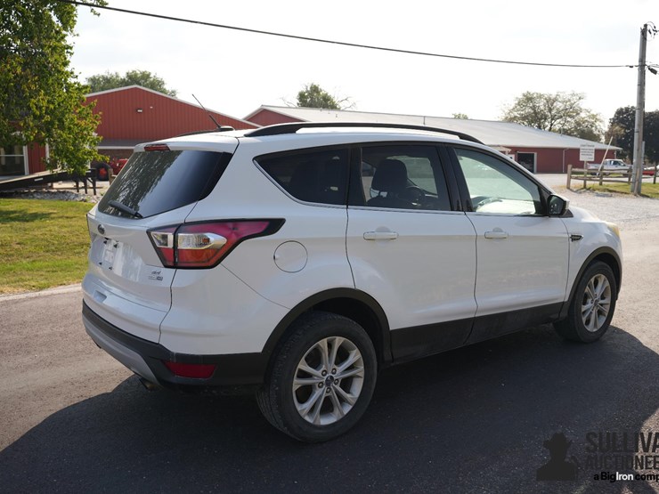 2017-ford-escape-image-5