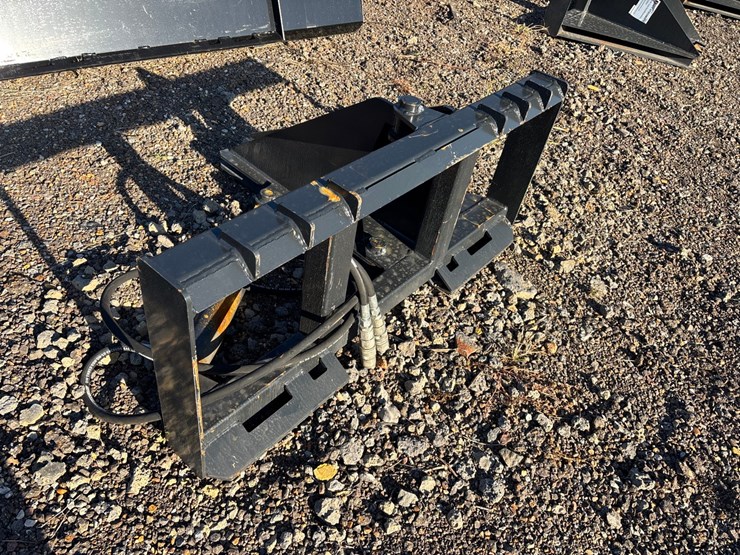 unused-jct-skid-steer-tree/-post-puller-image-3