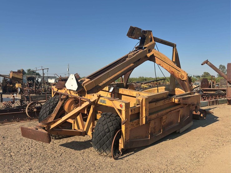 carryall-ls-pan-scraper-image-6