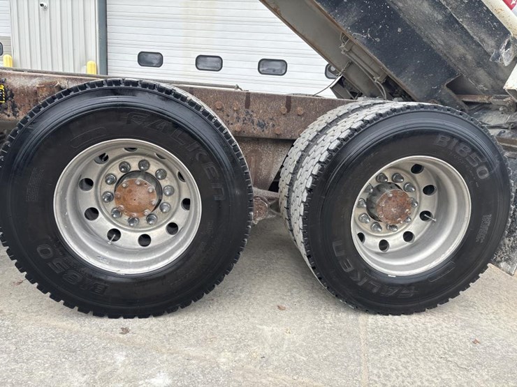 mack-rd688s-image-72