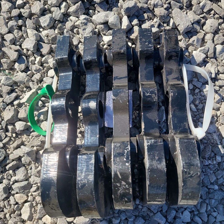 Mini excavator attachment pieces. 5 pieces.