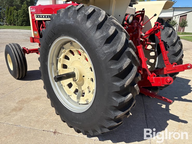 1966-international-1206-image-19