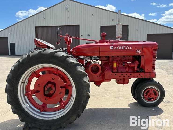 1946-ih-farmall-m-2wd-tractor-image-4