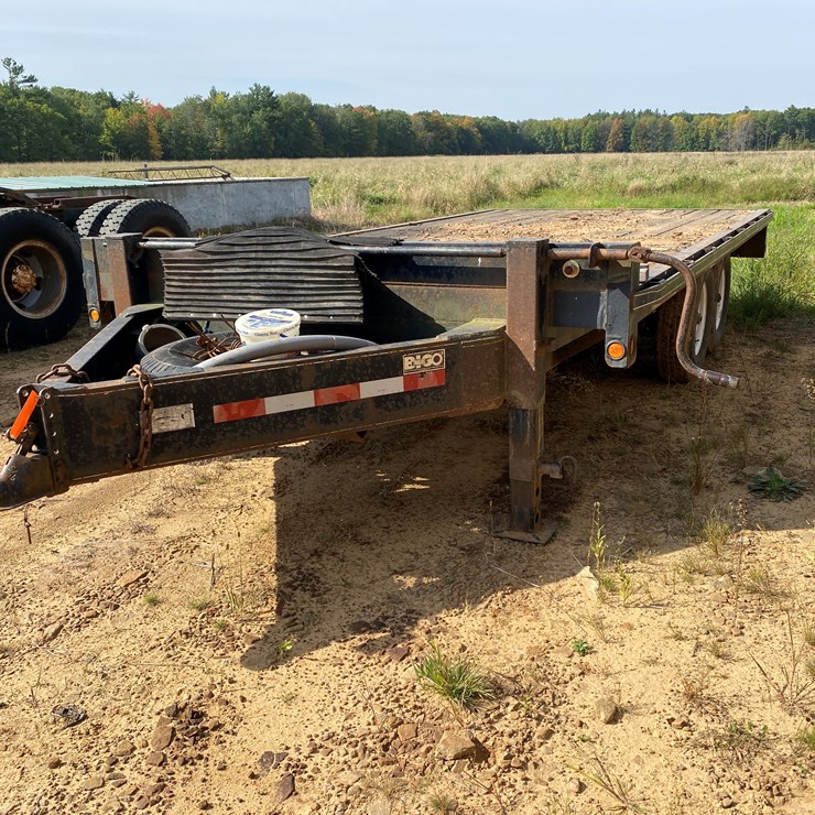 #1589 • 2004 Big O 16' Tandem Axle Deckover Trailer (No Title)