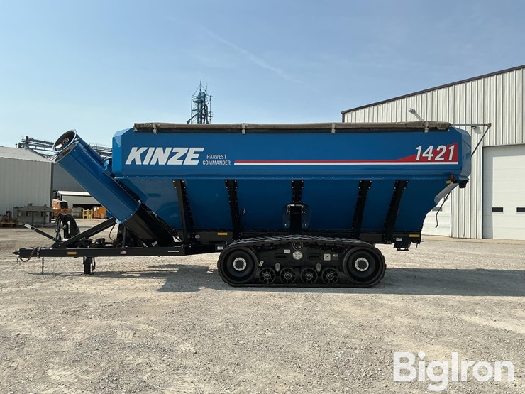 2024-kinze-1421-grain-cart-image-8