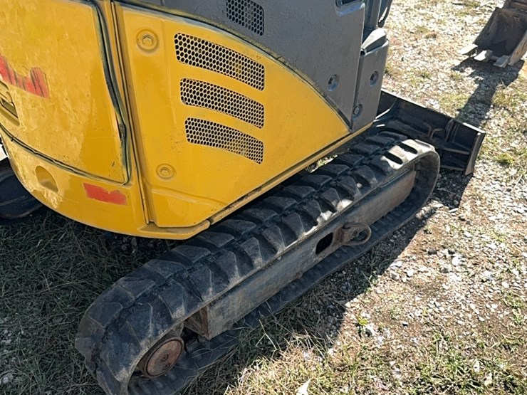 deere-17d-image-12